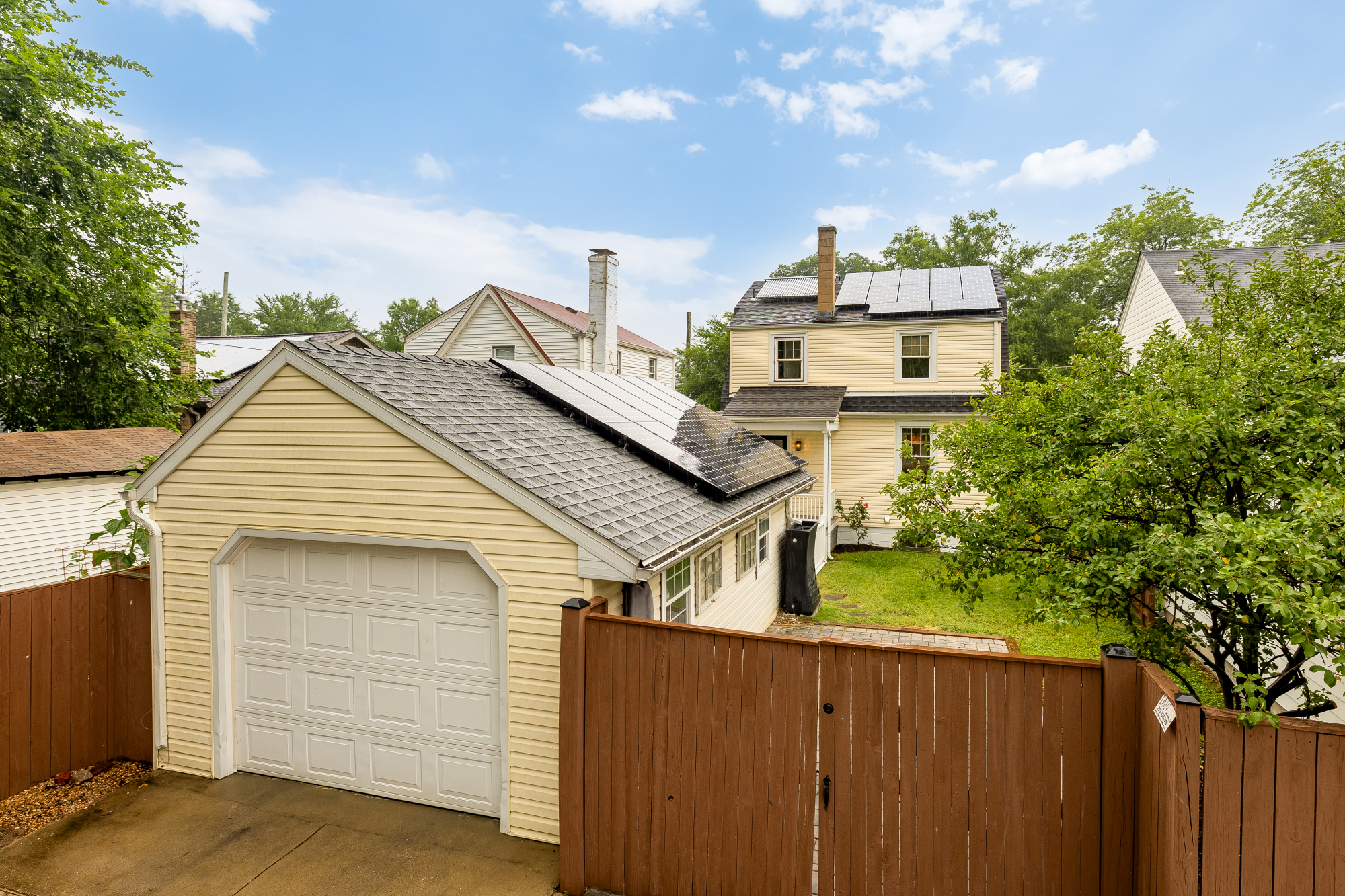 3210 14th Street NE_Garage